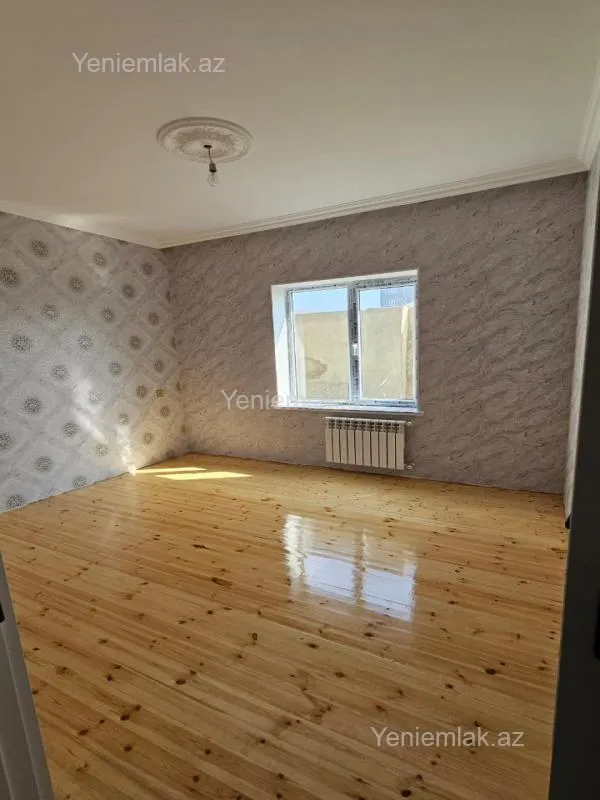 Satılır 4 otaqlı həyət evi 150 m²