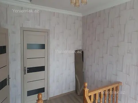 Satılır 4 otaqlı həyət evi 200 m²