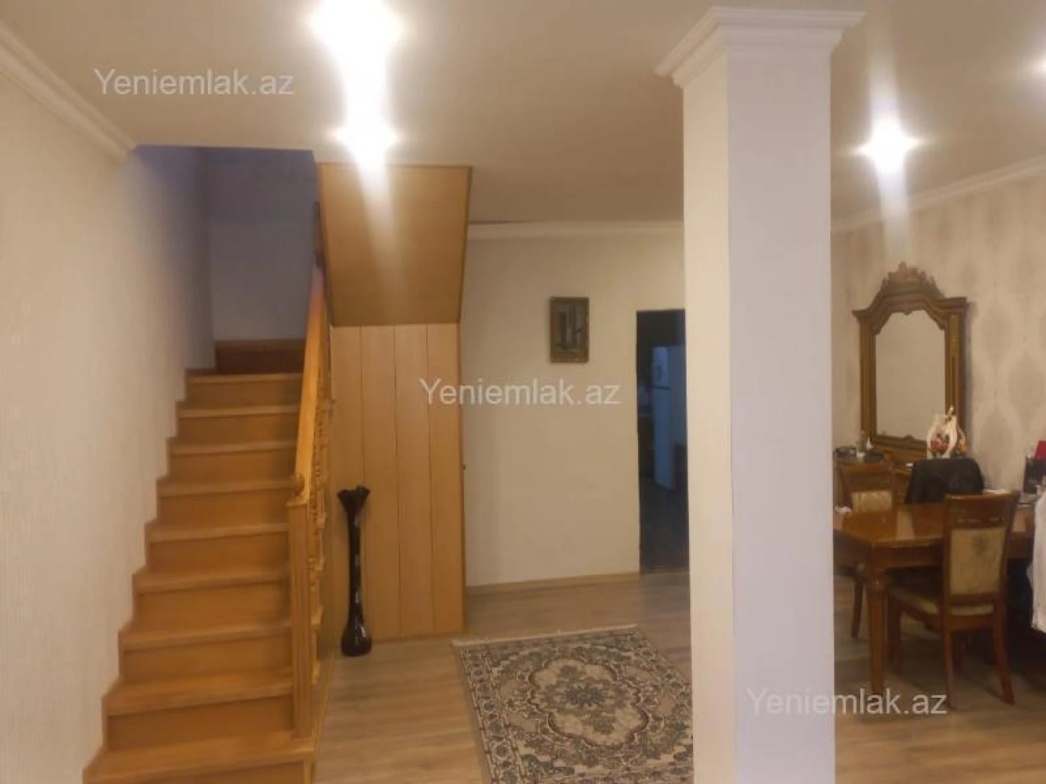 Satılır 4 otaqlı həyət evi 200 m²