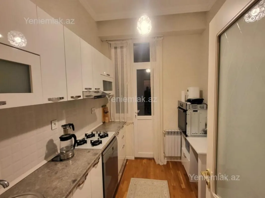 Satılır 2 otaqlı yeni tikili 65 m²