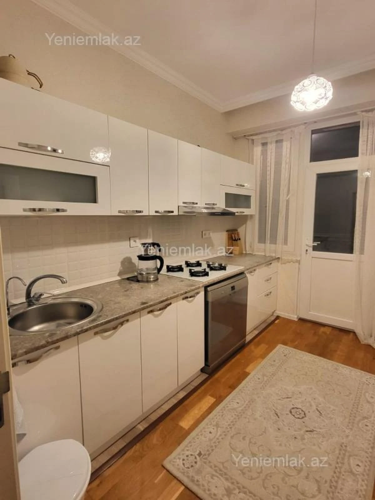 Satılır 2 otaqlı yeni tikili 65 m²