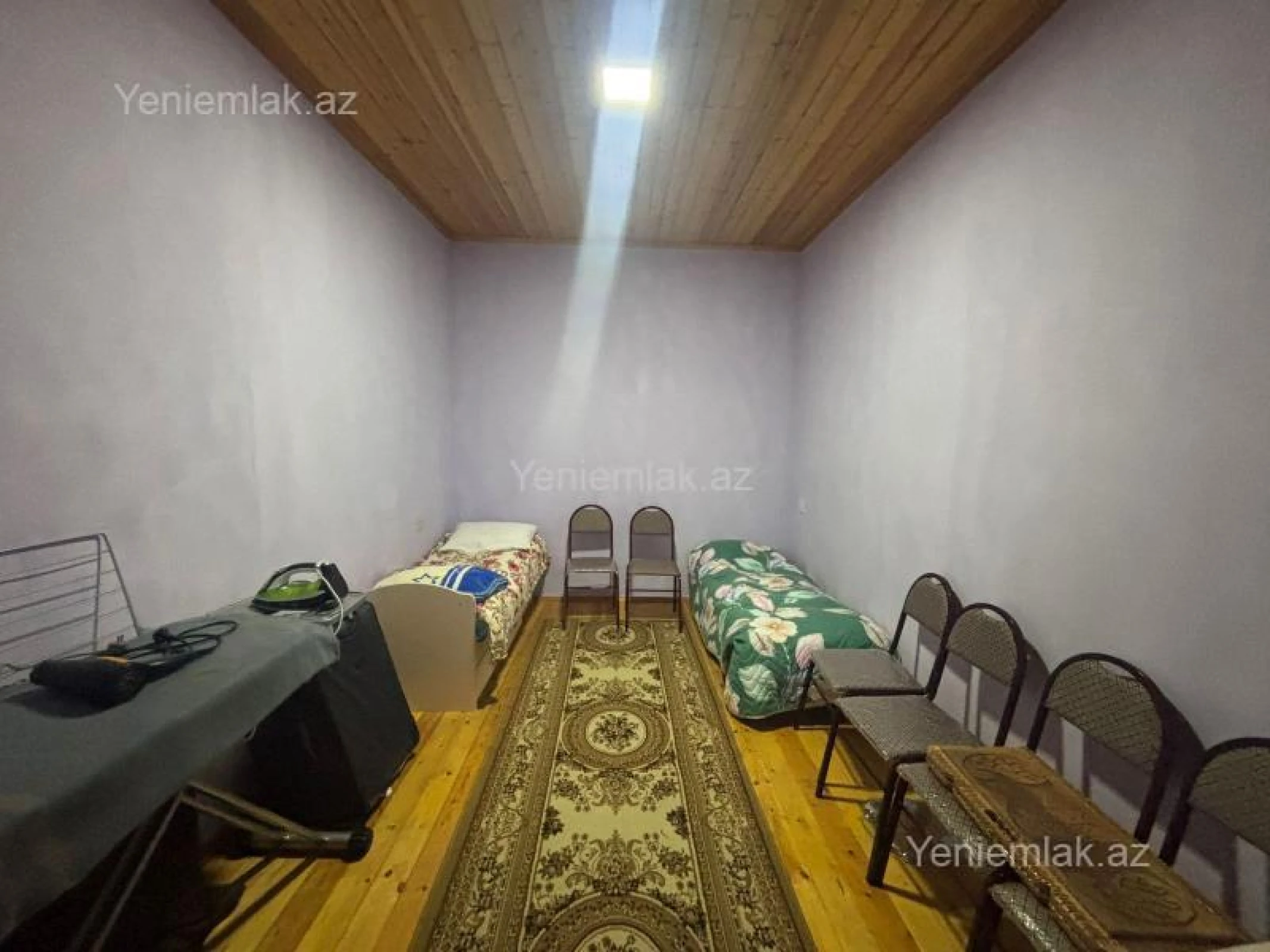 Satılır 9 otaqlı həyət evi 200 m²