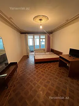 Satılır 3 otaqlı köhnə tikili 70 m²