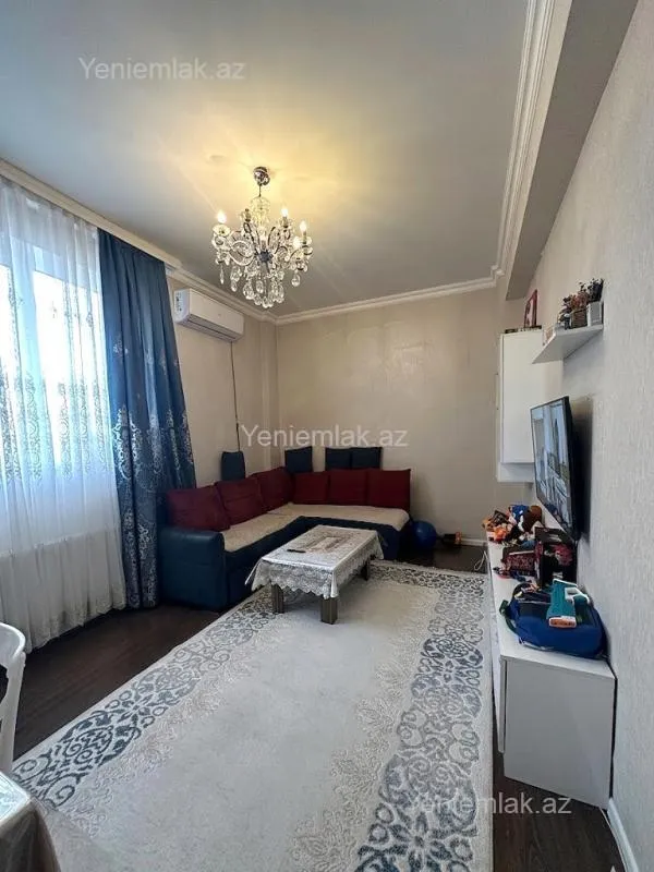 Satılır 2 otaqlı yeni tikili 60 m²