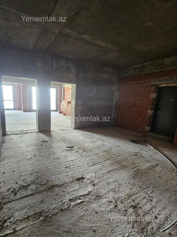 Satılır 2 otaqlı yeni tikili 90 m²