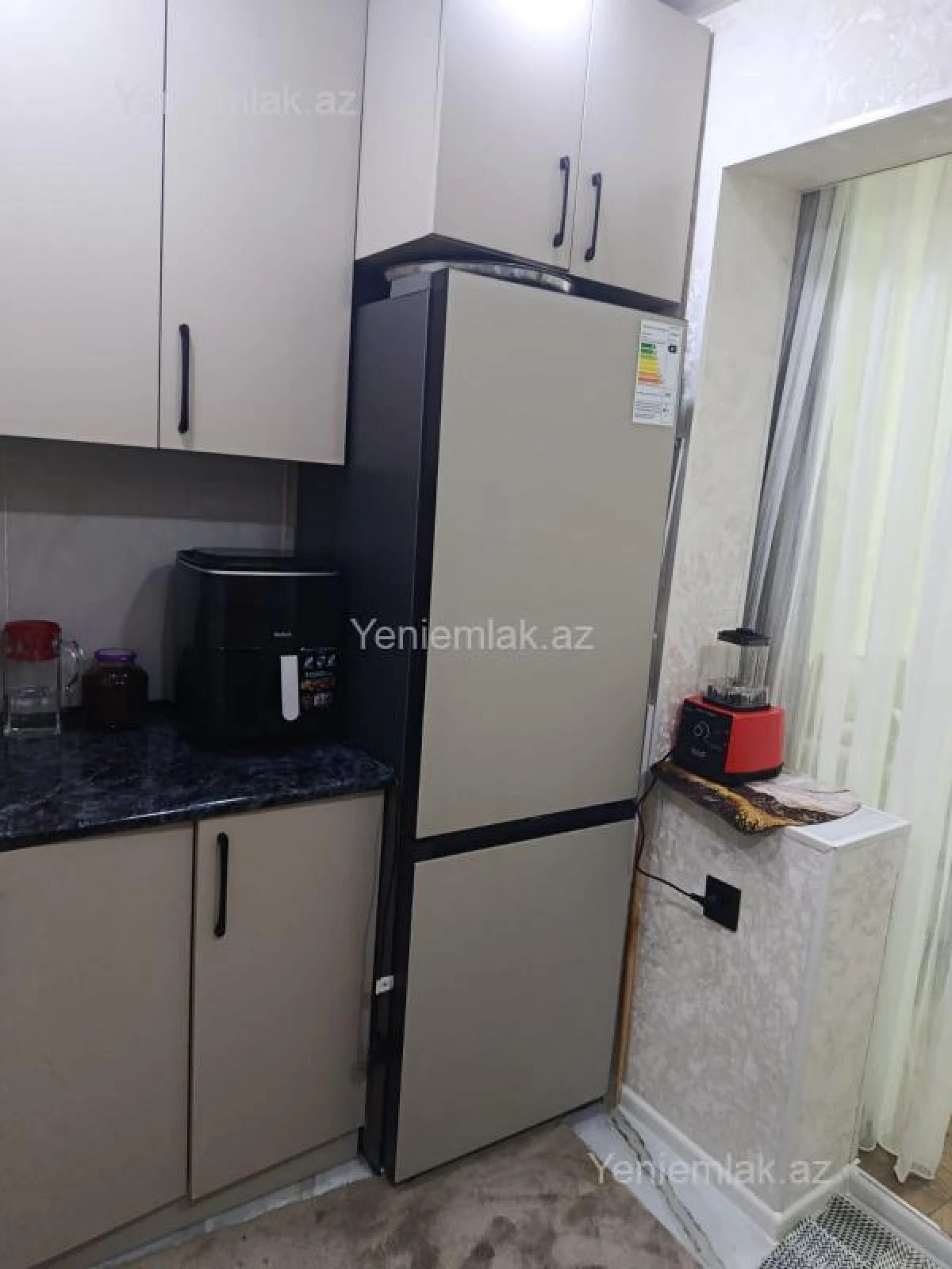 Satılır 3 otaqlı köhnə tikili 50 m²