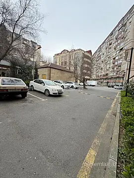 Satılır 1 otaqlı köhnə tikili 37 m²