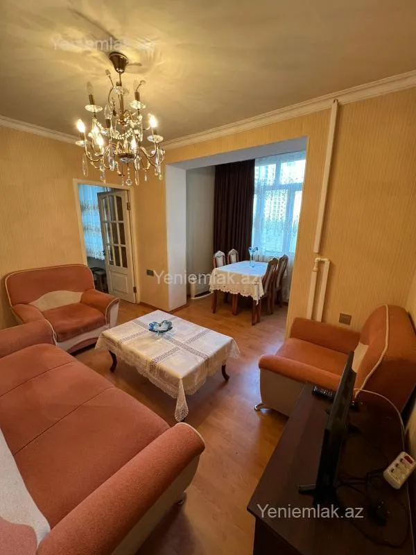 Satılır 2 otaqlı köhnə tikili 43 m²