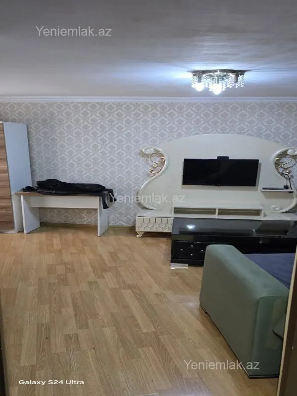 Satılır 1 otaqlı həyət evi 45 m²