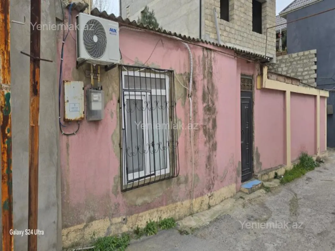 Satılır 1 otaqlı həyət evi 45 m²