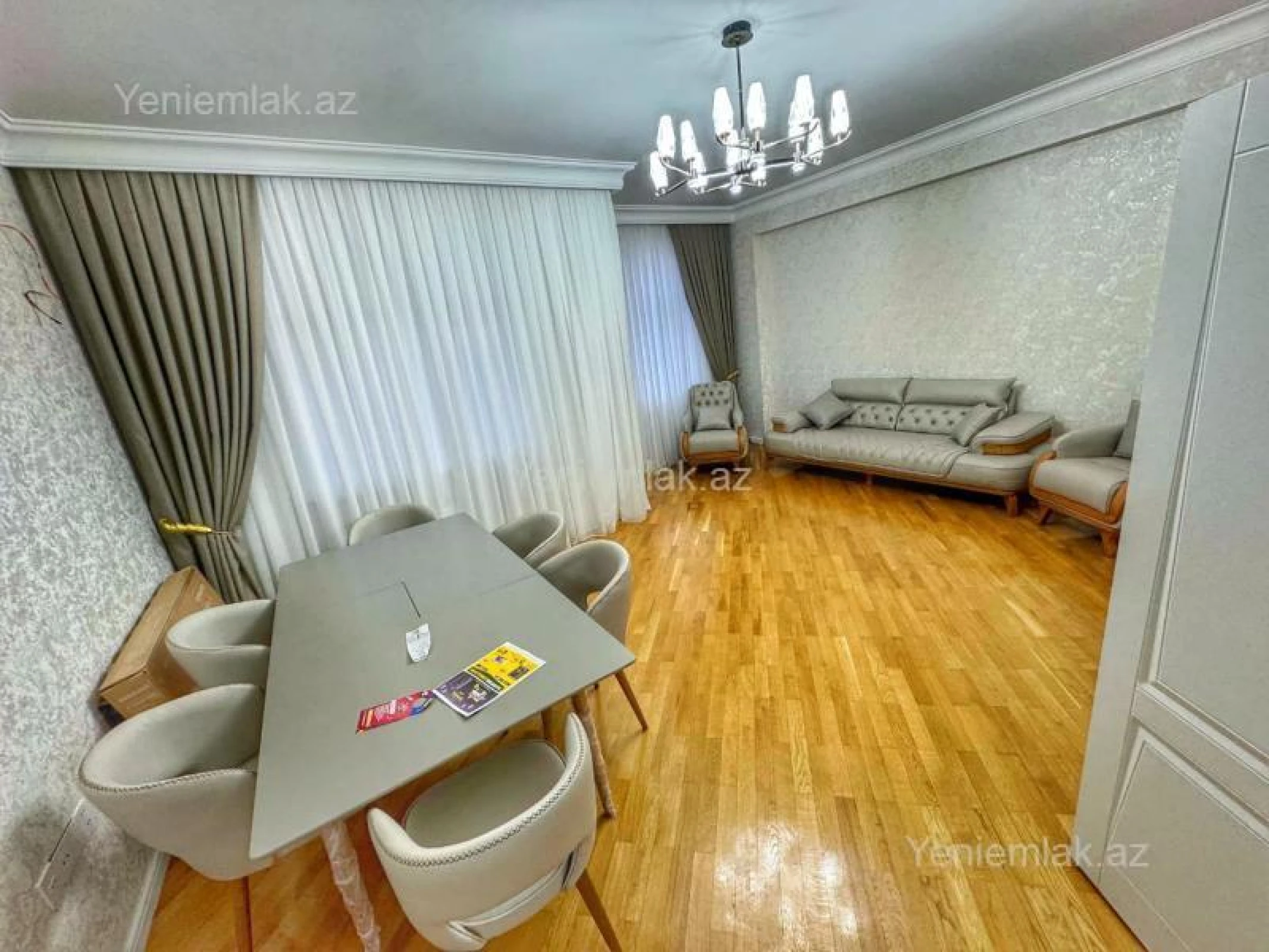 Satılır 4 otaqlı yeni tikili 155 m²