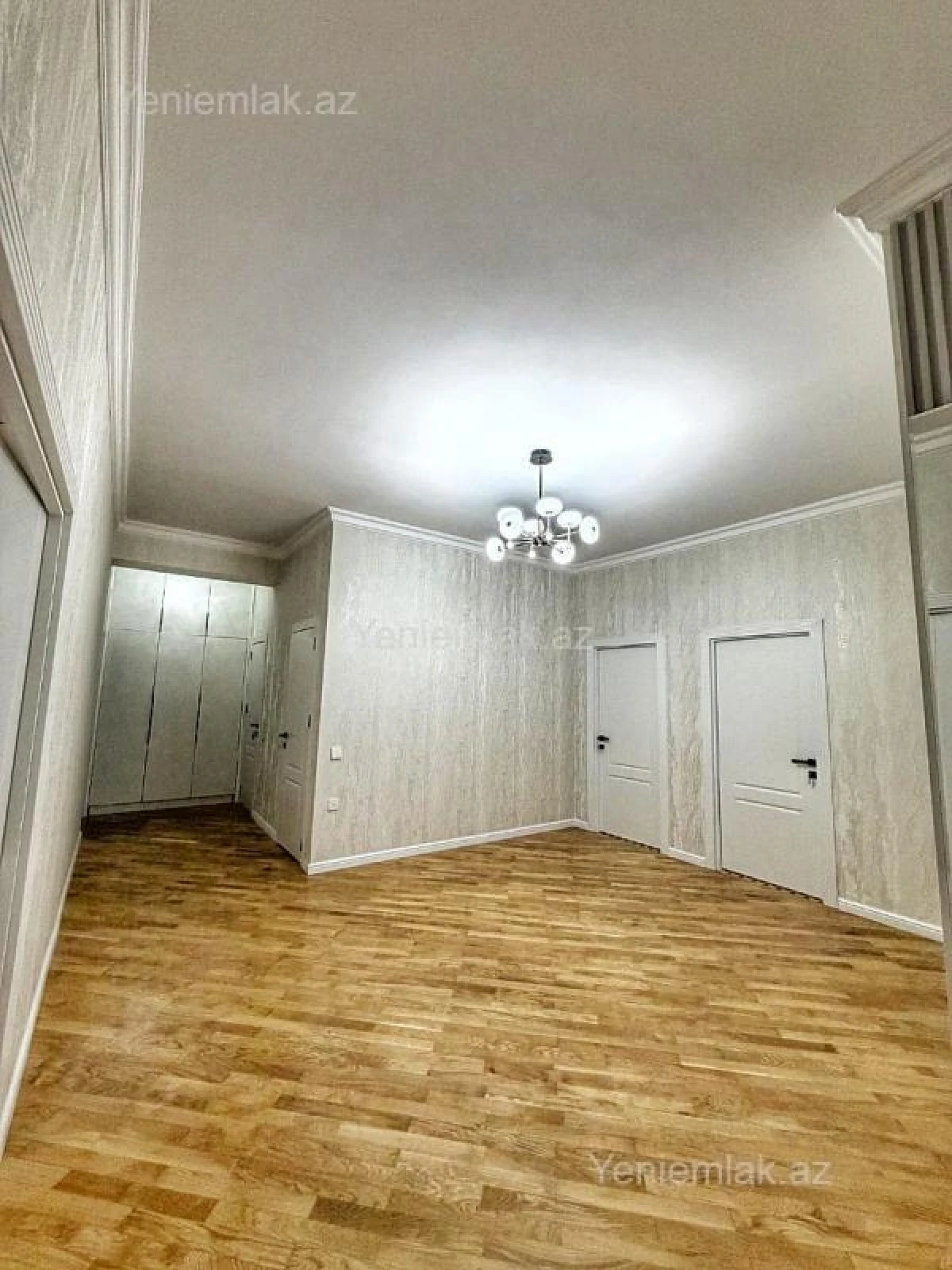 Satılır 4 otaqlı yeni tikili 155 m²