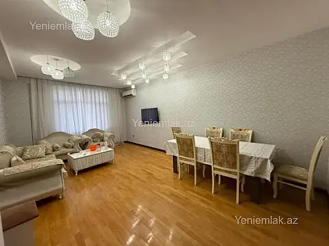 Satılır 3 otaqlı yeni tikili 136 m²