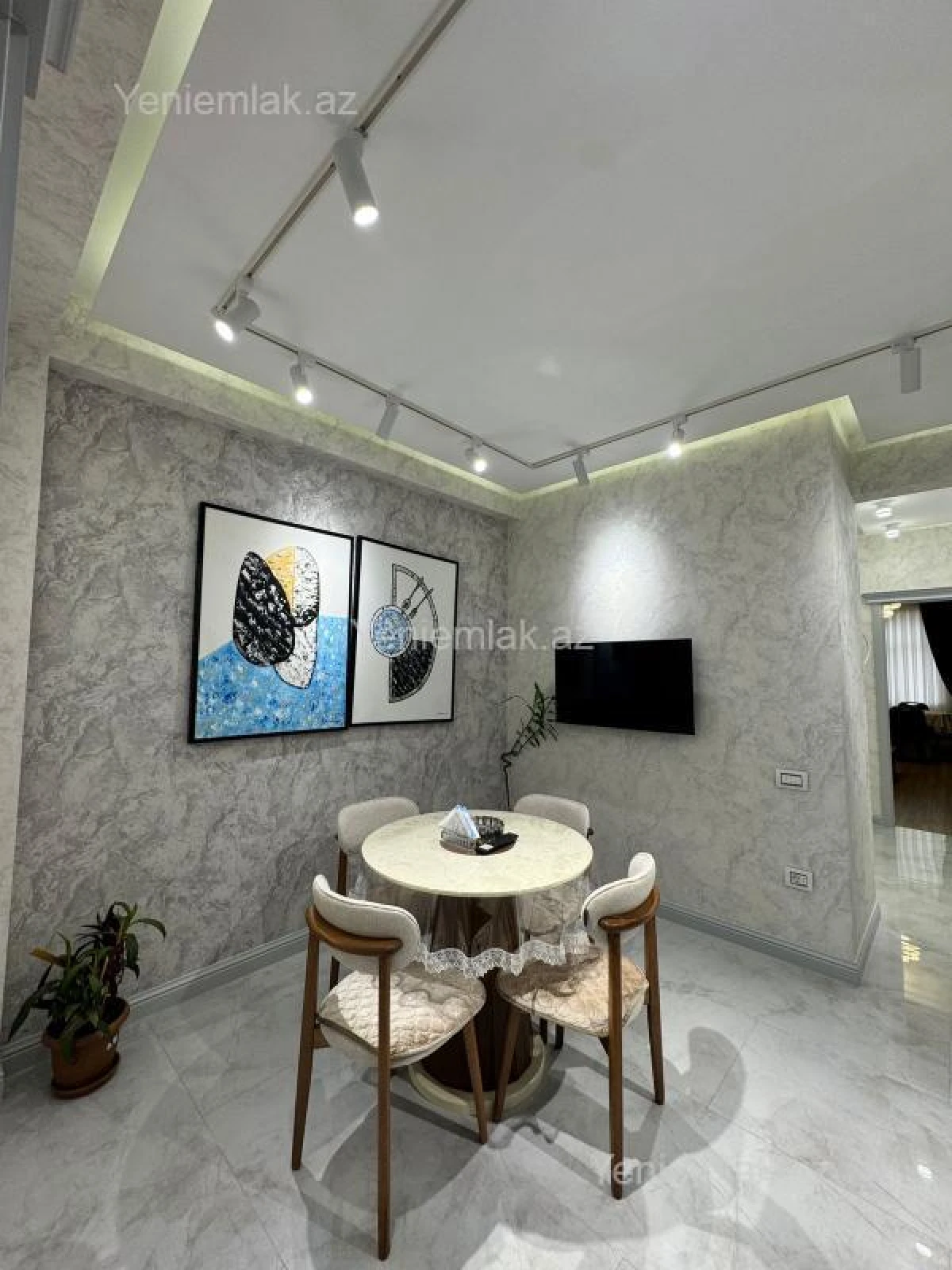 Satılır 3 otaqlı yeni tikili 112 m²