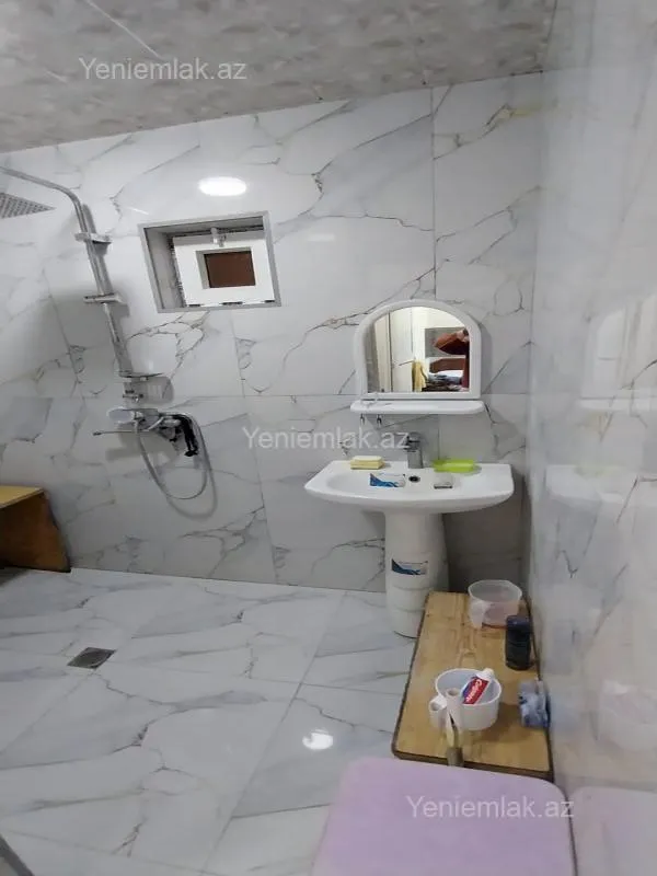 Satılır 2 otaqlı həyət evi 51 m²
