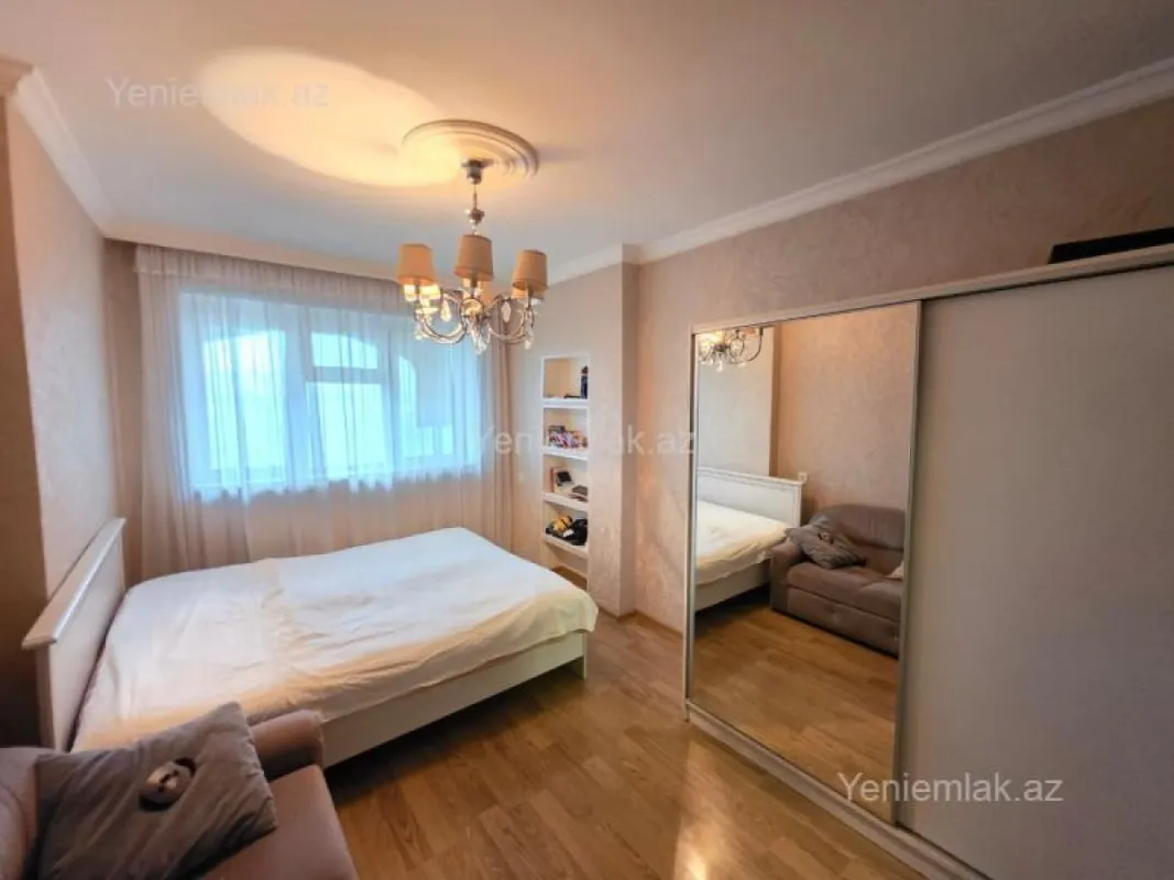 Satılır 3 otaqlı köhnə tikili 80 m²