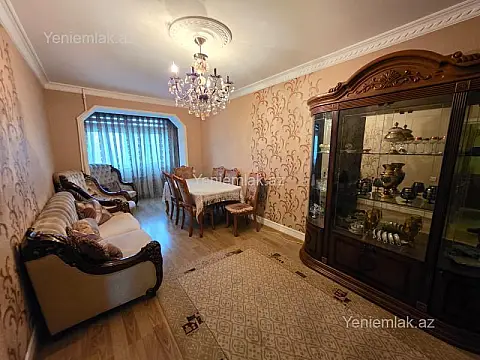 Satılır 3 otaqlı köhnə tikili 80 m²