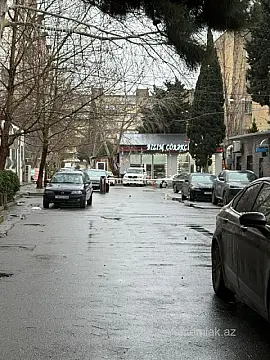 Satılır 3 otaqlı köhnə tikili 80 m²