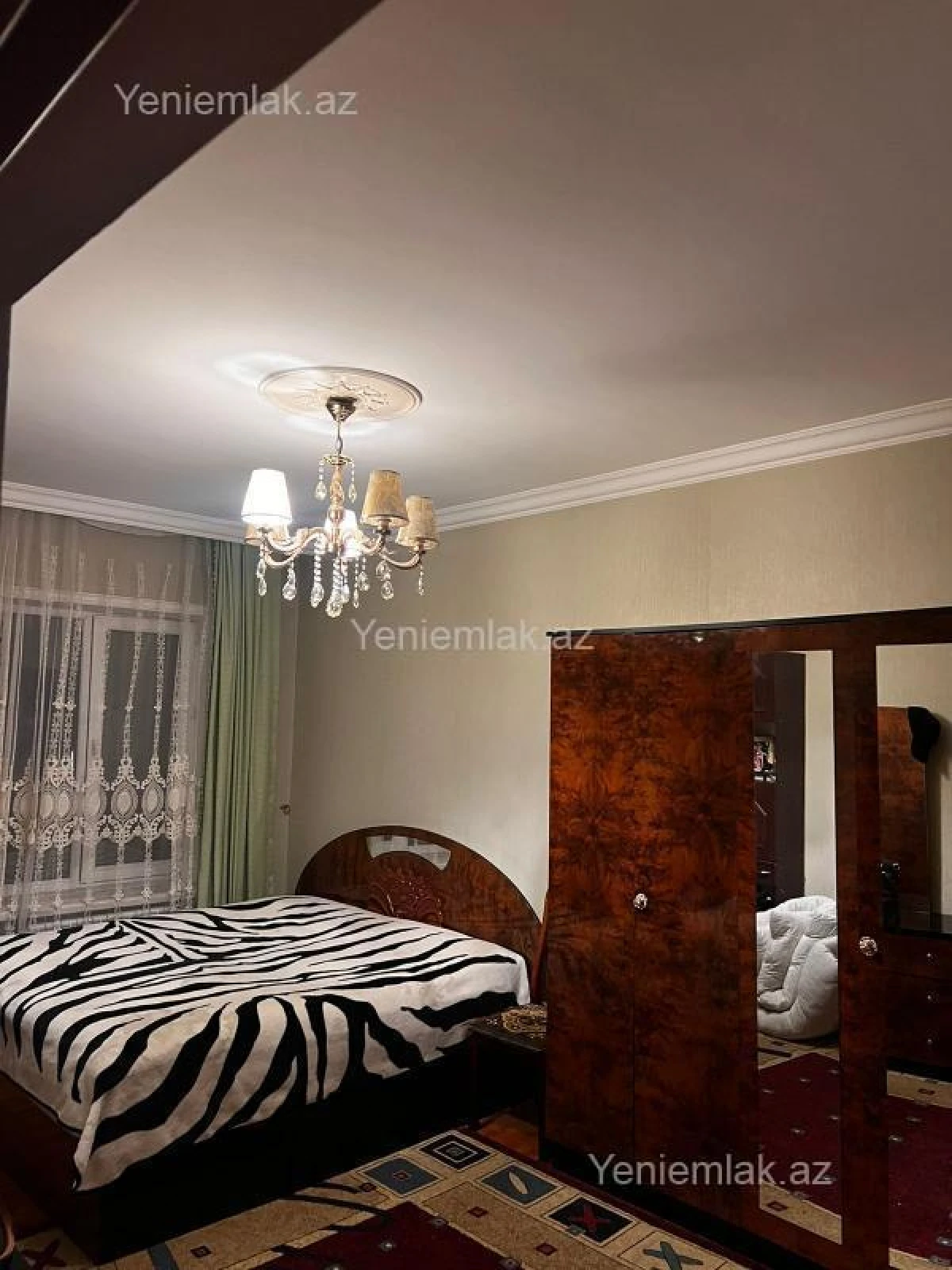 Satılır 3 otaqlı köhnə tikili 80 m²