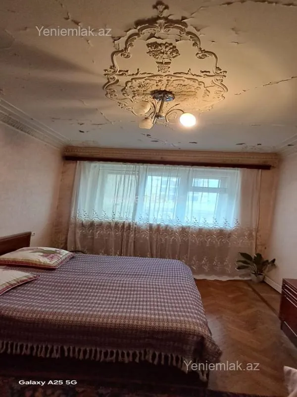 Satılır mənzil 76 m²