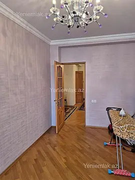 Satılır 4 otaqlı yeni tikili 180 m²