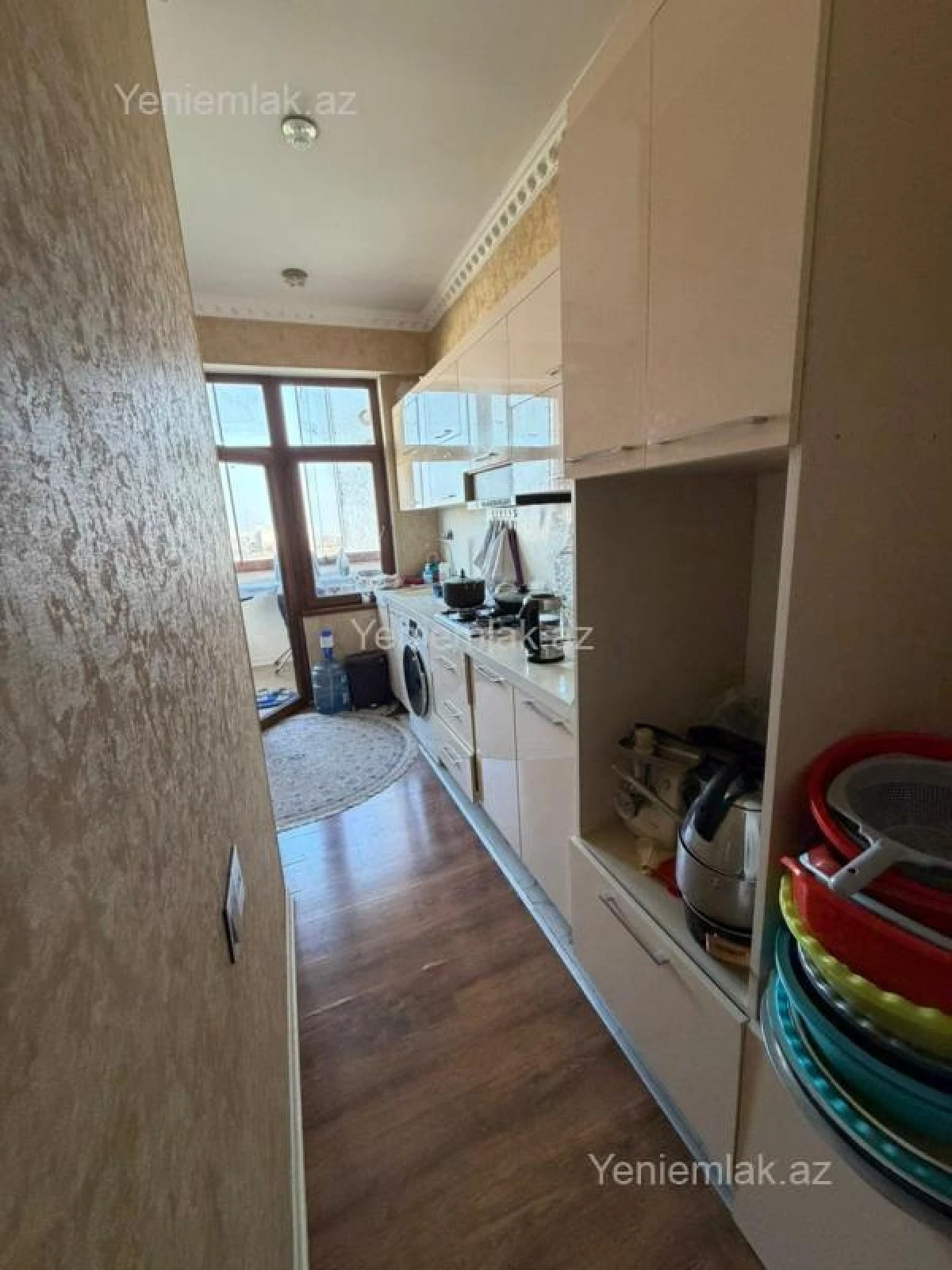 Satılır 3 otaqlı yeni tikili 90 m²