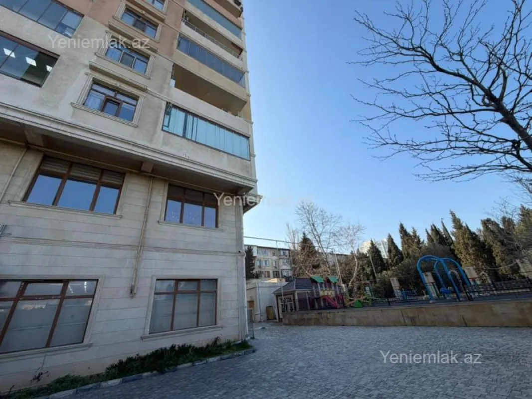 Satılır 3 otaqlı yeni tikili 90 m²