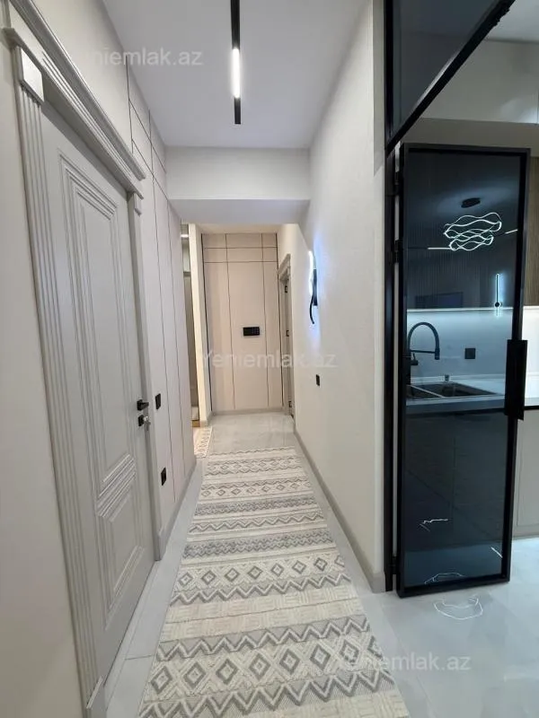 Satılır 3 otaqlı yeni tikili 93 m²