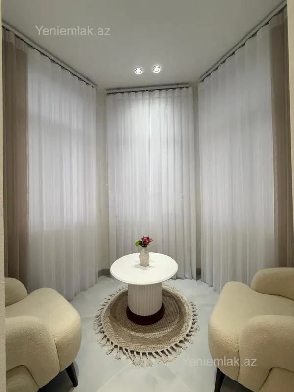 Satılır 3 otaqlı yeni tikili 93 m²