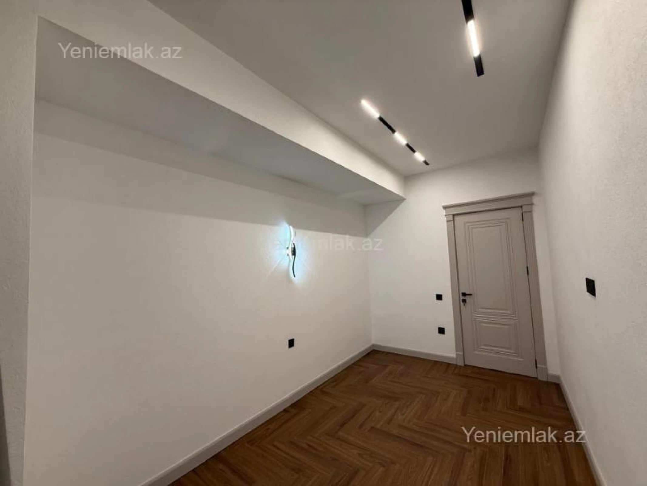 Satılır 3 otaqlı yeni tikili 93 m²