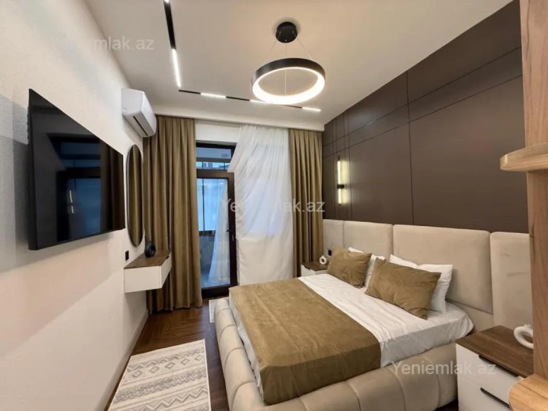 Satılır 3 otaqlı yeni tikili 93 m²