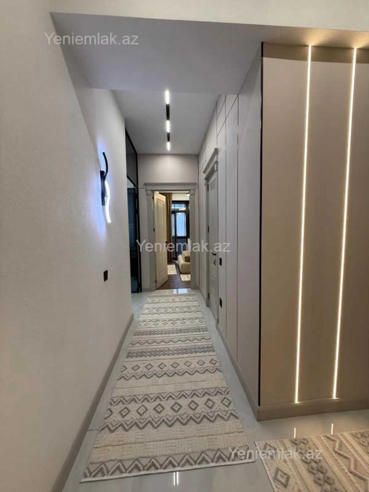 Satılır 3 otaqlı yeni tikili 93 m²