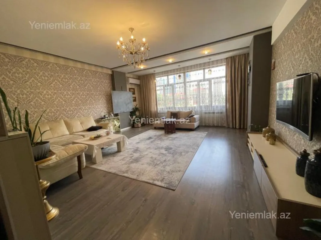 Satılır 3 otaqlı yeni tikili 137 m²
