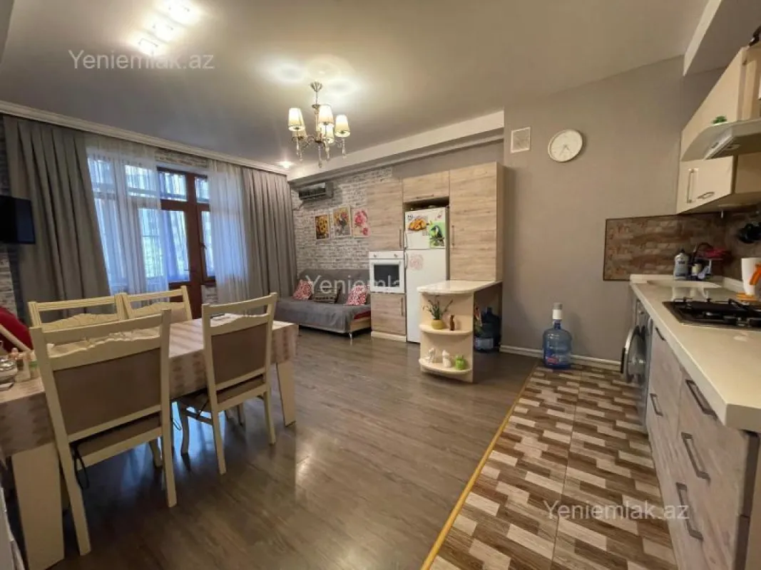 Satılır 3 otaqlı yeni tikili 137 m²