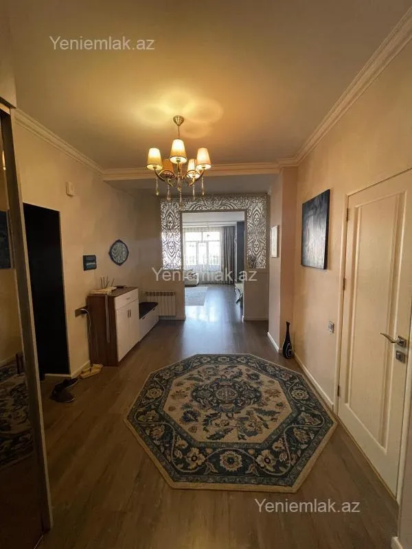 Satılır 3 otaqlı yeni tikili 137 m²