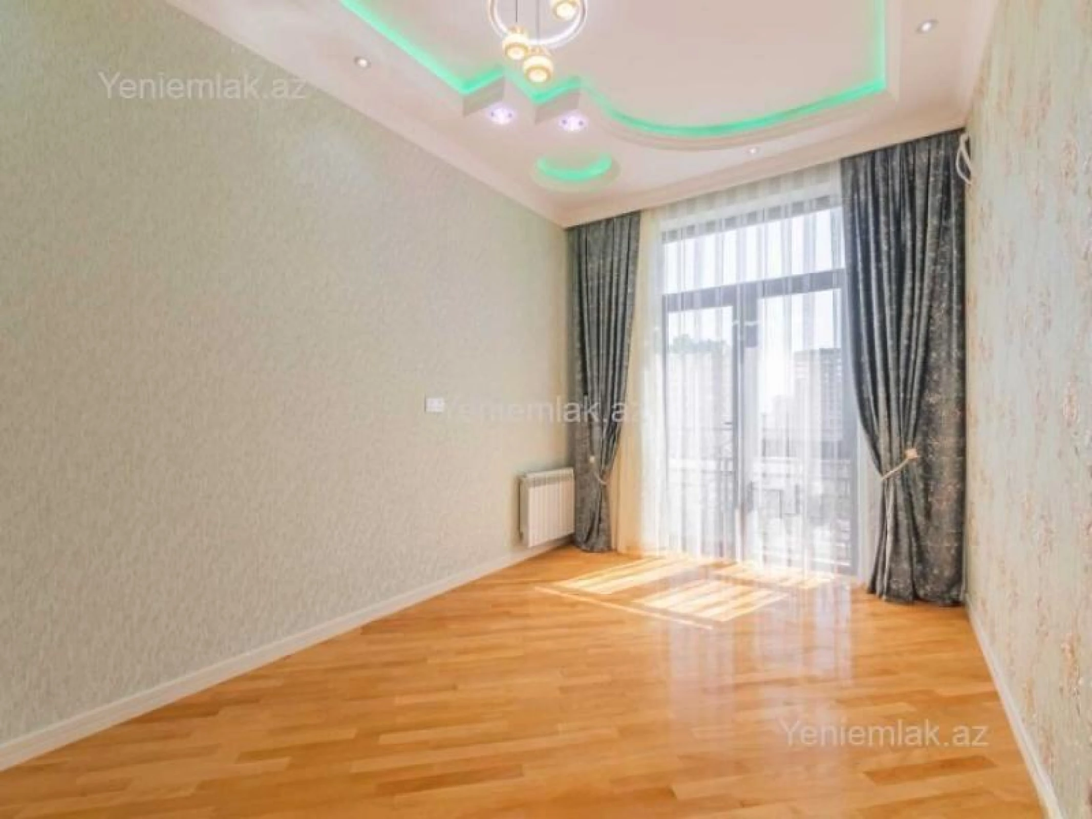 Satılır 3 otaqlı yeni tikili 105 m²