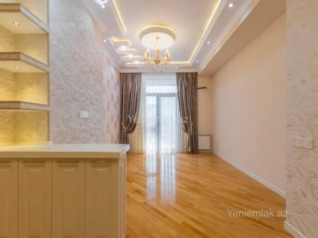 Satılır 3 otaqlı yeni tikili 105 m²