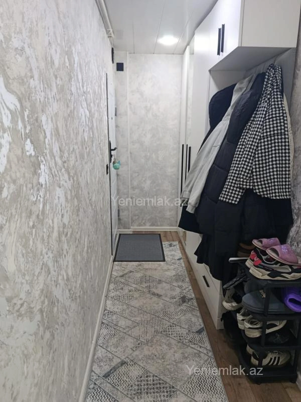 Satılır 3 otaqlı köhnə tikili 60 m²
