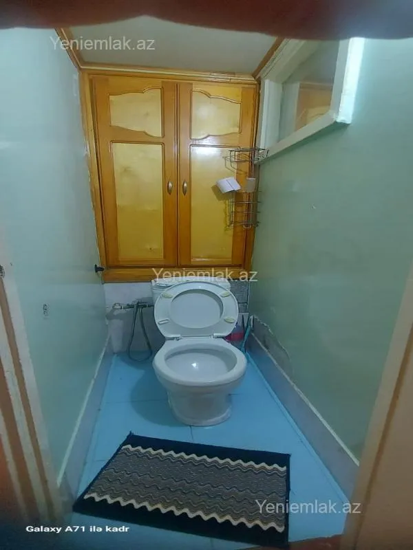 Satılır 2 otaqlı köhnə tikili 60 m²