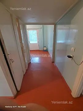 Satılır 2 otaqlı köhnə tikili 60 m²