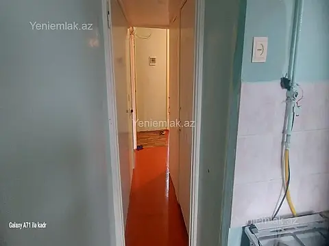 Satılır 2 otaqlı köhnə tikili 60 m²