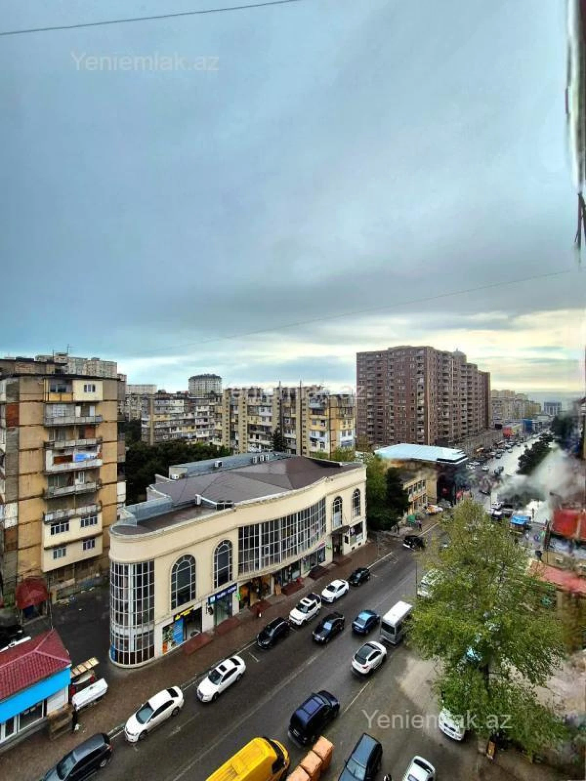 Satılır 2 otaqlı köhnə tikili 60 m²