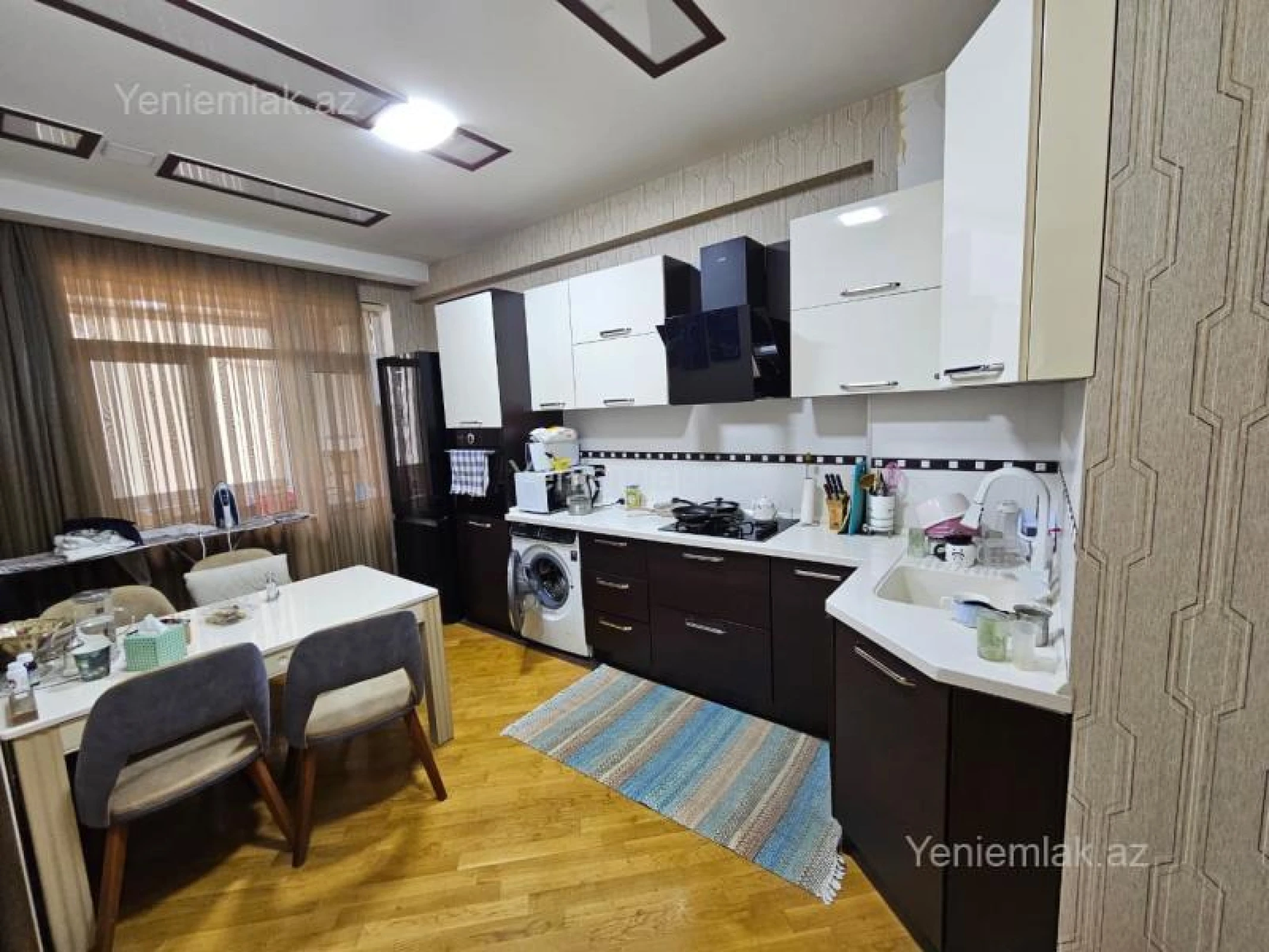 Satılır 3 otaqlı yeni tikili 95 m²