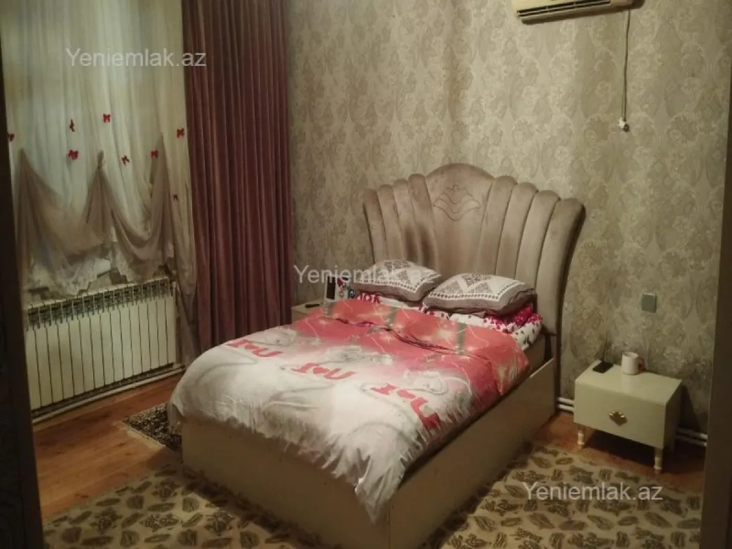 Satılır 5 otaqlı həyət evi 130 m²