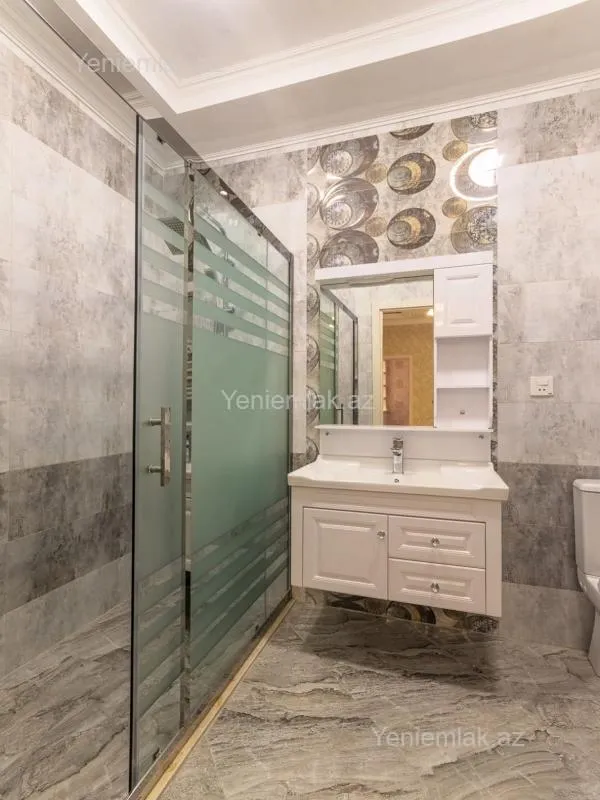 Satılır 3 otaqlı yeni tikili 104 m²