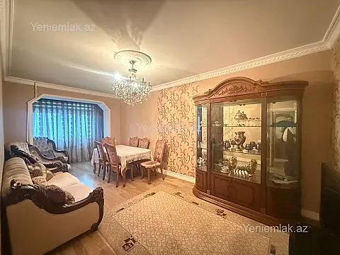 Satılır 3 otaqlı köhnə tikili 80 m²