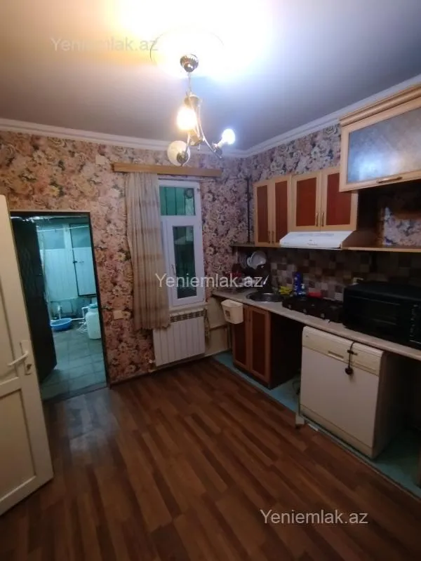 Satılır 2 otaqlı həyət evi 65 m²