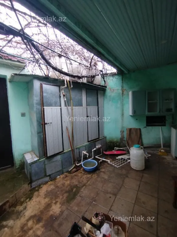 Satılır 2 otaqlı həyət evi 65 m²