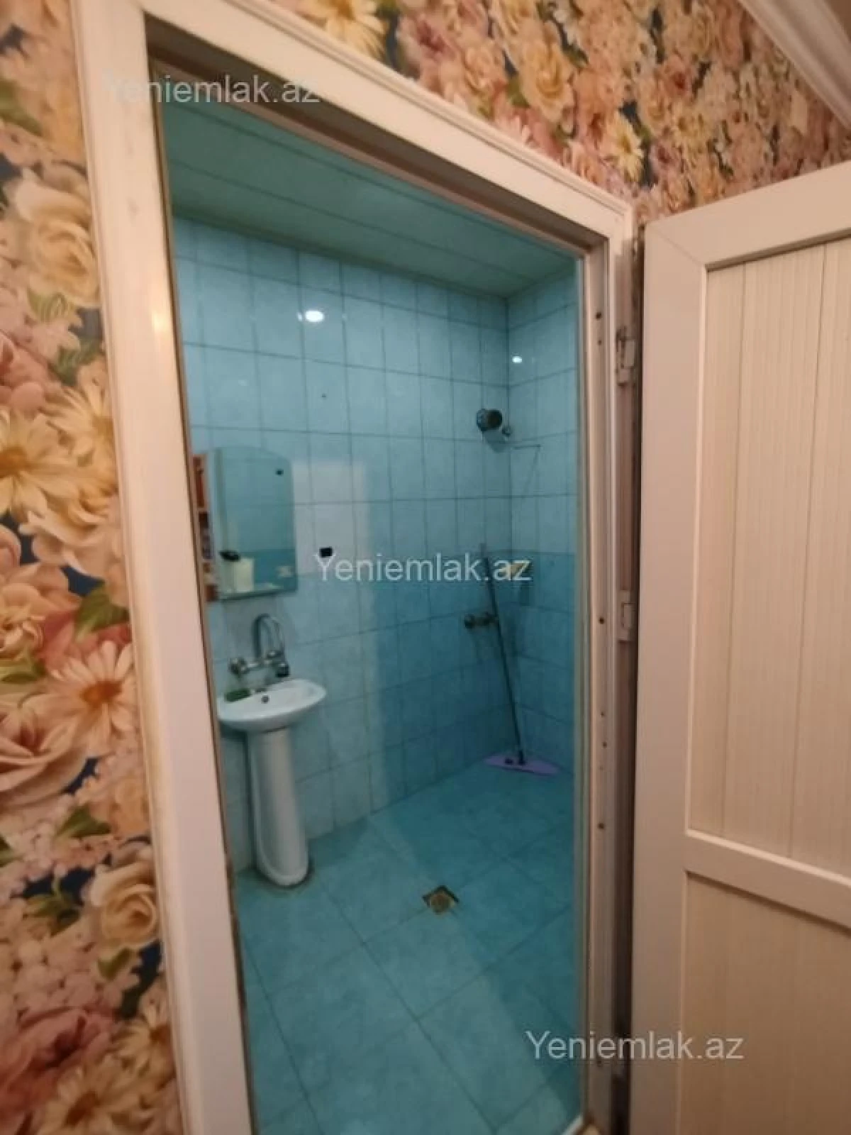 Satılır 2 otaqlı həyət evi 65 m²