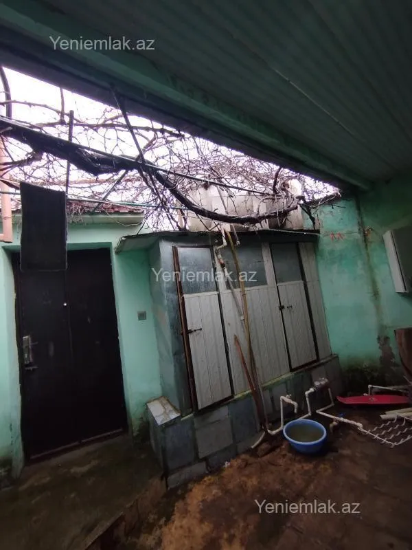 Satılır 2 otaqlı həyət evi 65 m²